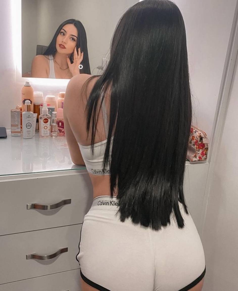 İstanbul Escort Ada İle Özel Anları Yaşayın